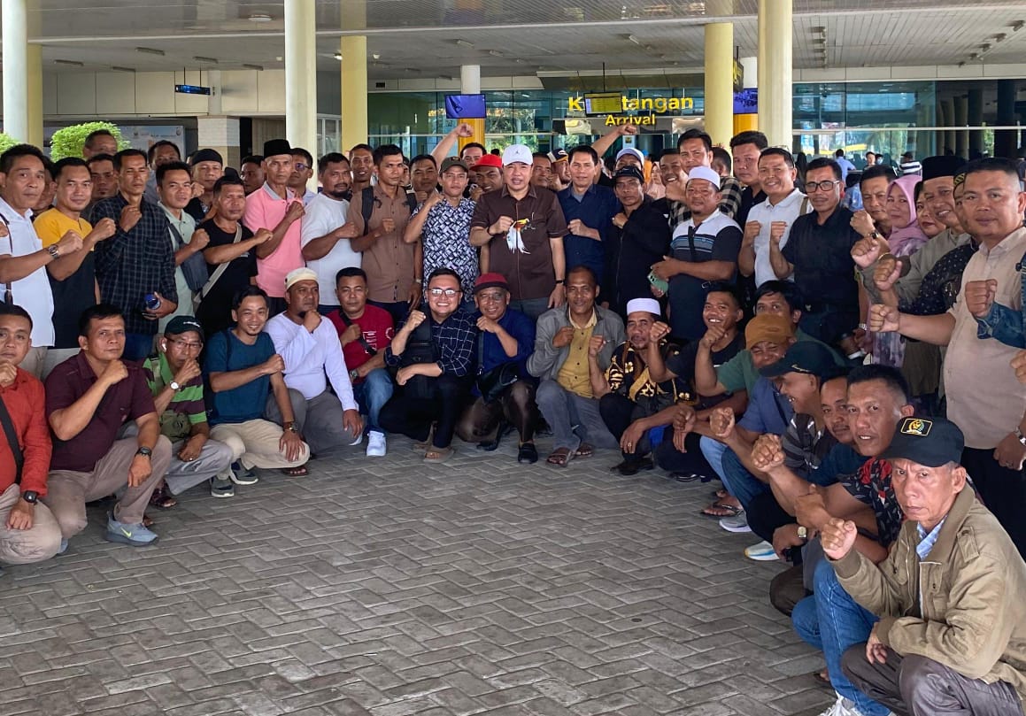 PJ Bupati Merangin Lepas Kades dan BPD Ikuti Bimtek Revolusi Mental Gelombang Kedua Angkatan ke-52 di Cibinong Jawa Barat