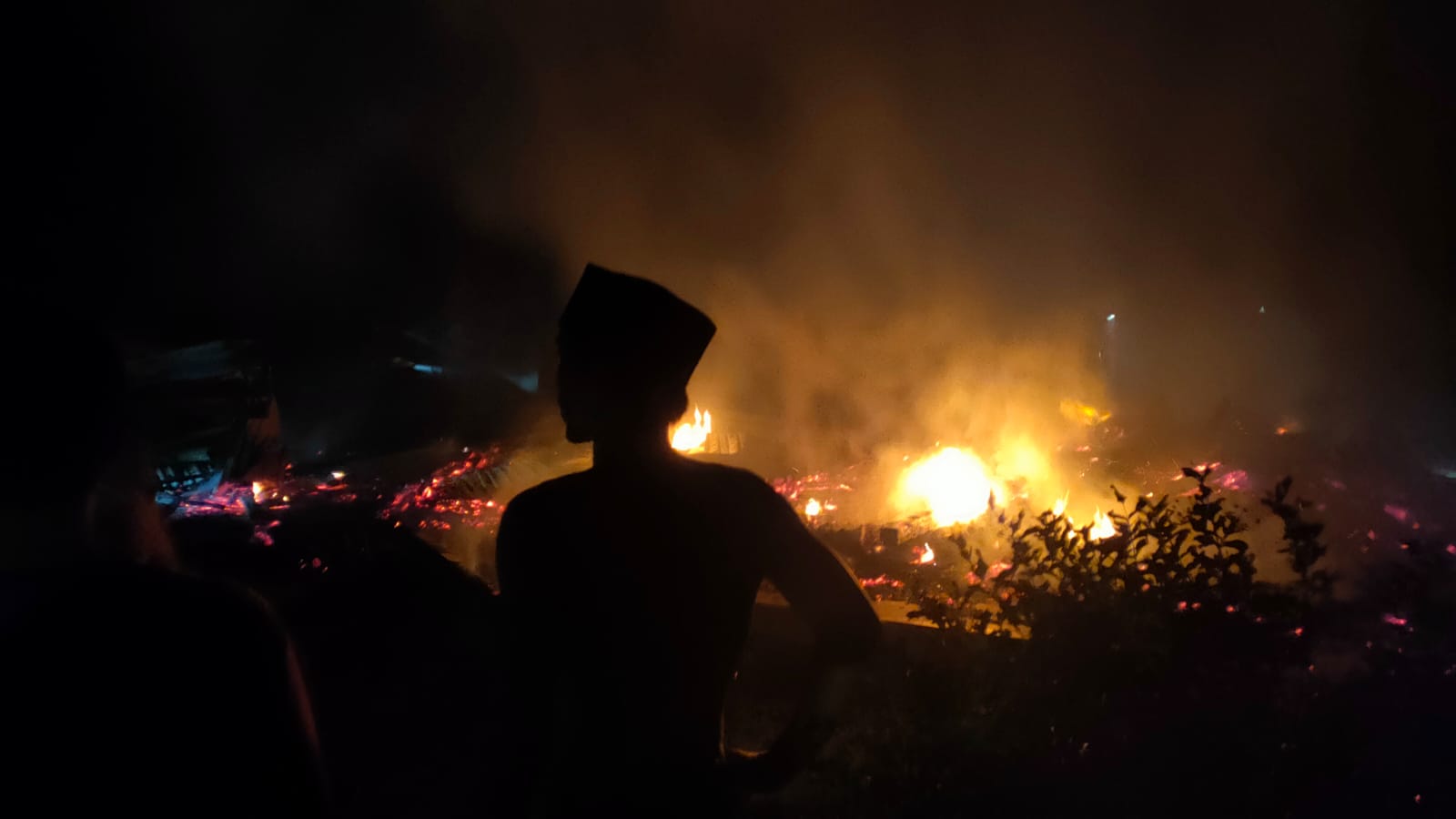 Kapolsek Tabir Selatan Sebutkan Dua Unit Rumah Terbakar,Kerugian Ratusan Juta