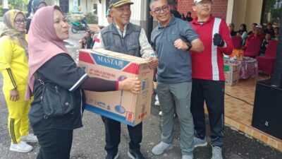 Jangcik Senam Minggu Sehat Bersama OPD dan Ratusan Mayarakat diimeriahkan Pembagian Doorprize dari Sabang Raya Motor