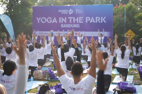 CELEBRITY FITNESS INDONESIA RAYAKAN WORLD WELLNESS WEEKEND 2024 DENGAN ACARA TAHUNAN “YOGA IN THE PARK” DI BANDUNG