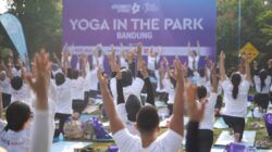 CELEBRITY FITNESS INDONESIA RAYAKAN WORLD WELLNESS WEEKEND 2024 DENGAN ACARA TAHUNAN “YOGA IN THE PARK” DI BANDUNG