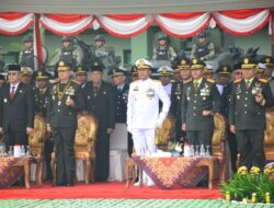 DANREM 121/ABW MENGHADIRI UPACARA DAN SYUKURAN PERINGATAN HUT KE-79 TNI DI KODAM XII/TPR