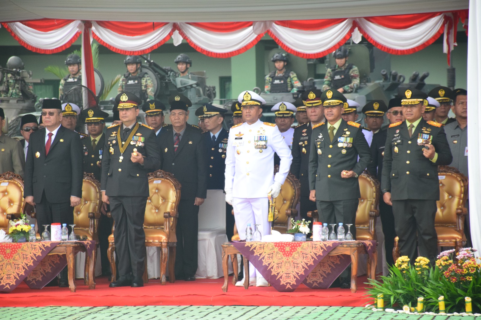 DANREM 121/ABW MENGHADIRI UPACARA DAN SYUKURAN PERINGATAN HUT KE-79 TNI DI KODAM XII/TPR