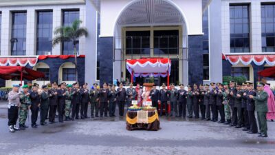 Dandim 0305 Pasaman ,Letkol Arh Budi Prasetya S.T,, Pimpin Upacara Hut TNI Ke 79, Plh Bupati Pasaman Edi Dharma Turut Hadir