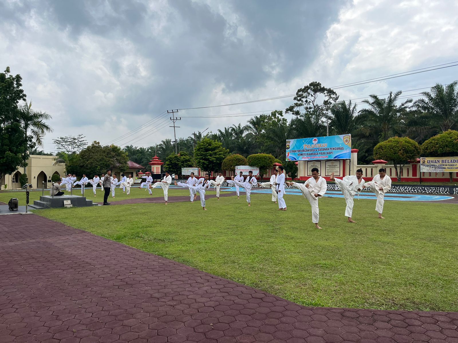 Penuhi Syarat Kenaikan Pangkat, 27 Personil Polres Sarolangun Ikut Ujian Beldiri Polri