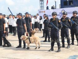 BRIGJEN POL ASEP SAFRUDIN WAKAPOLDA KEPRI HADIRI APEL KHUSUS HARI BEA CUKAI KE-78 DAN PEMUSNAHAN BMMN DI BATAM