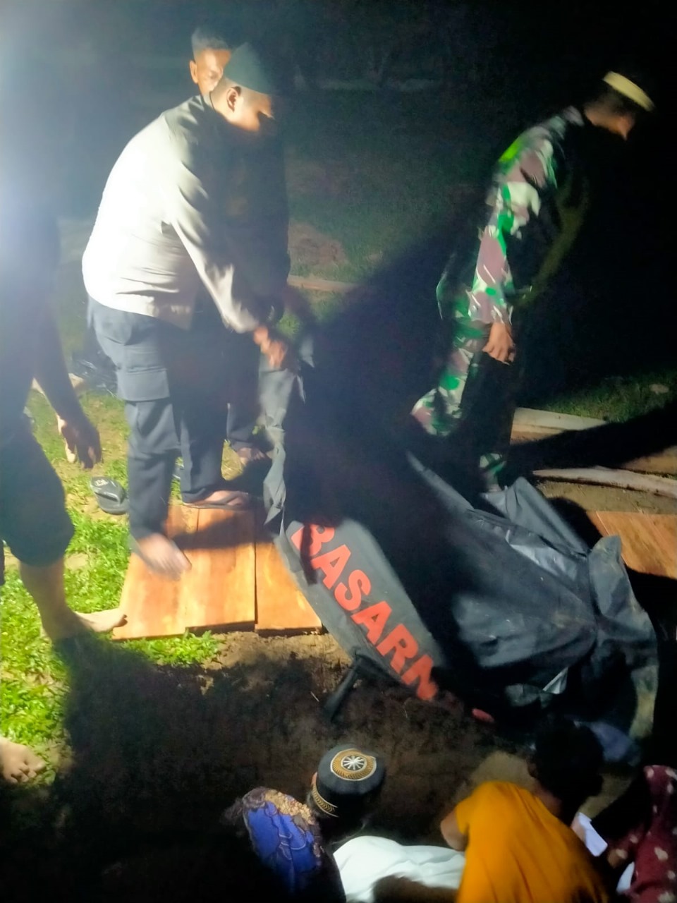 Warga Simpang Jernih Yang Dilaporkan Jatuh dan Terbawa Arus Sungai Ditemukan Dalam Keadaan Meninggal Dunia