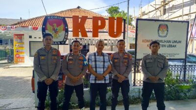 Operasi Mantap Praja Maung 2024, Polres Lebak Laksanakan Pengamanan di Kantor KPU Lebak dan Bawaslu Lebak