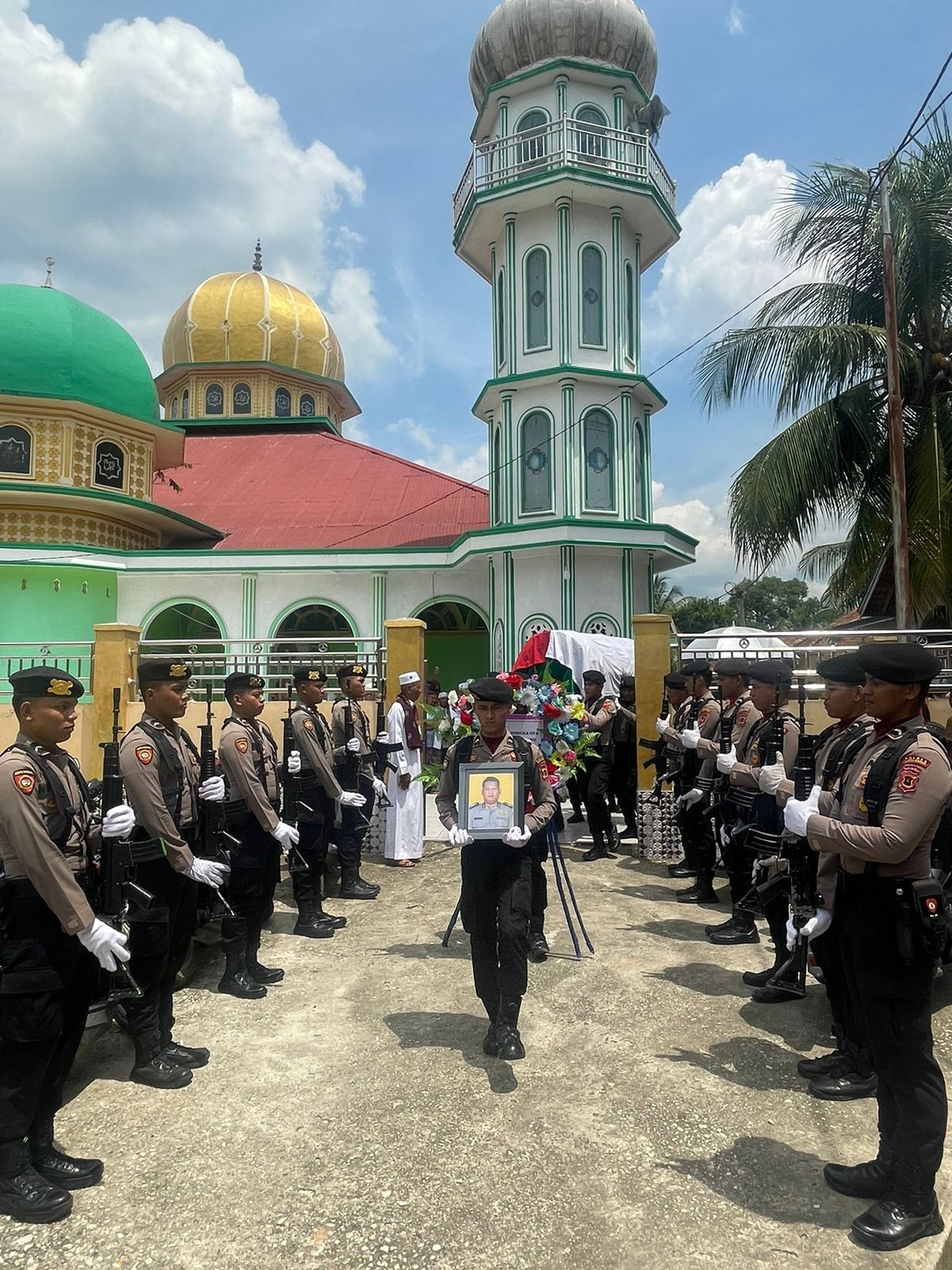 Polres Sarolangun Berduka,Bripka. Husfandi Husein Bhabinkamtibmas Polsek Sarolangun Tutup Usia