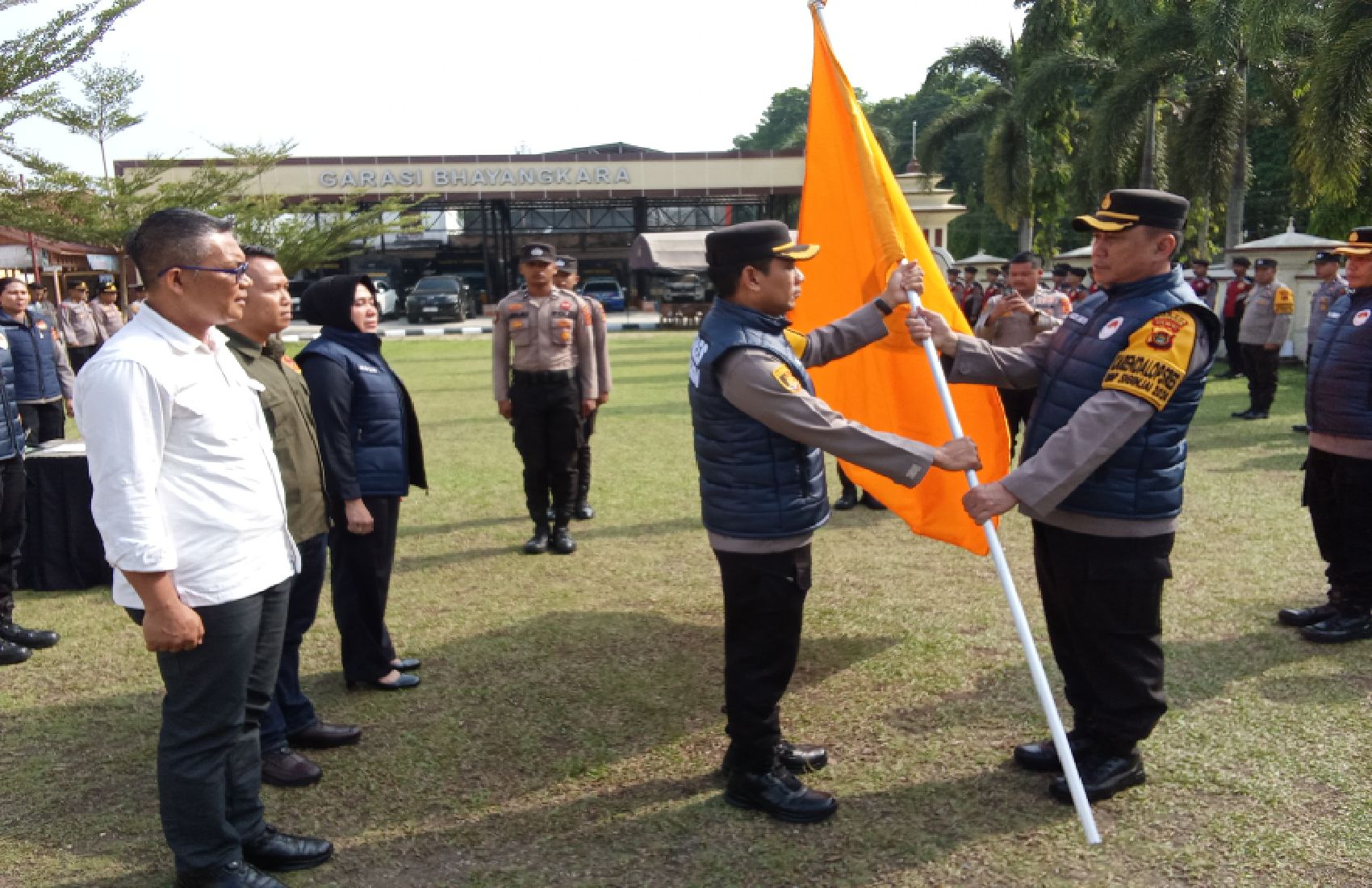 Polres Merangin Gelar Upacara Pelantikan Komite Olahraga Polri (KOP)