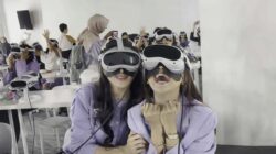 Serasa di Barisan Terdepan! Primeskills dan AMG Bawa Kamu Nonton BTS Pakai VR di BSTARVERSE