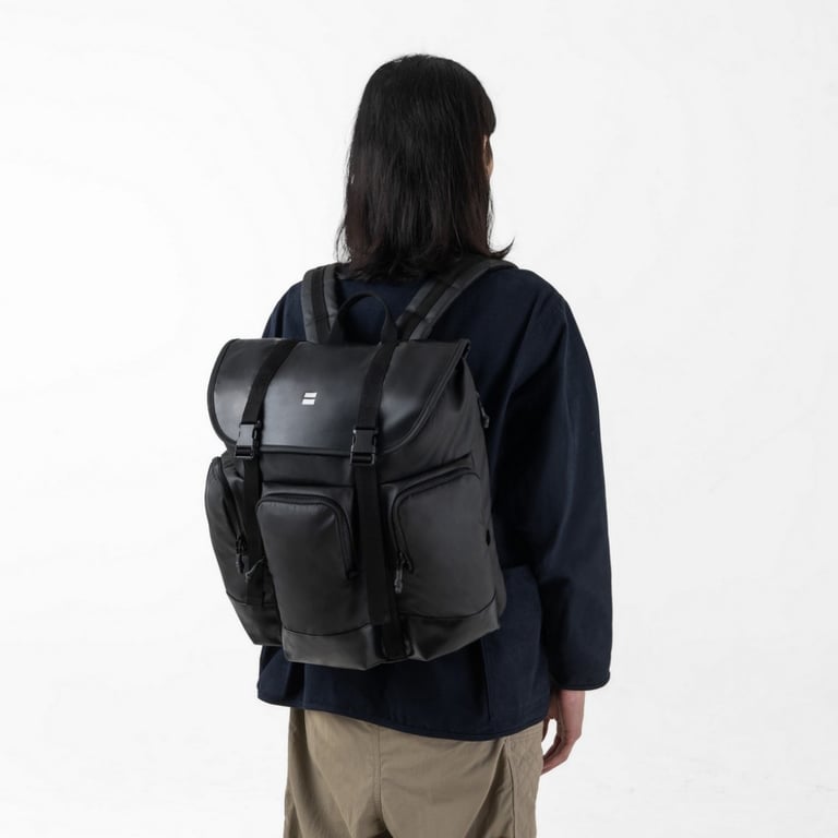 Bodypack Tri Hector Laptop Backpack: Tas Multifungsi untuk Mobilitas Modern