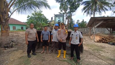 Personil Polsek Pauh Manfaatkan Lahan Pekarangan Kantor Untuk Ketahanan Pangan