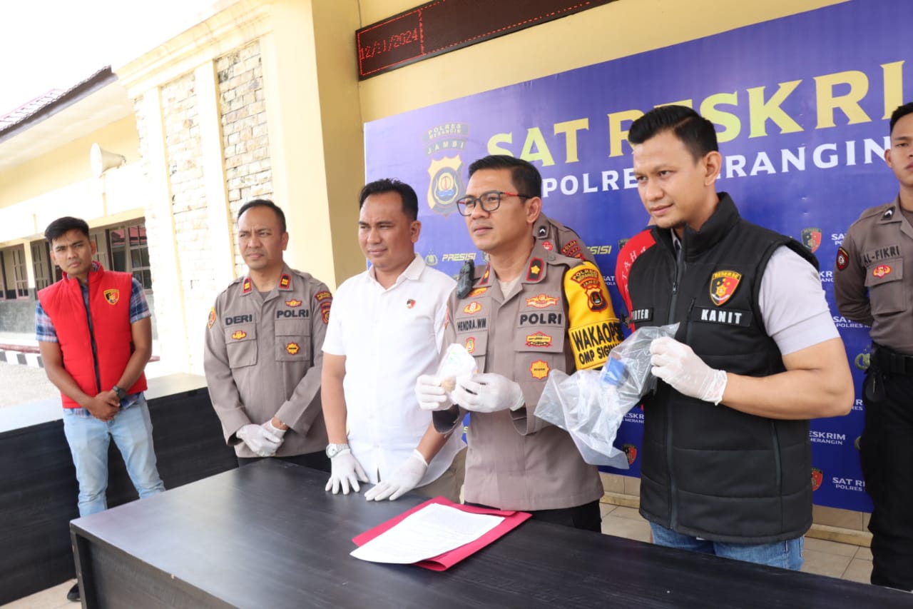 Miliki 92,51 Gram Mineral Emas hasil Tambang Emas Ilegal “PETI” Pria Inisial “S 29 Tahun ” di Tangkap Streskrim Polres Merangin.