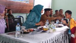 Pj Bupati Merangin dan Ibu Promosikan Gemarikan di Desa Muara Delang Kecamatan Tabir Selatan