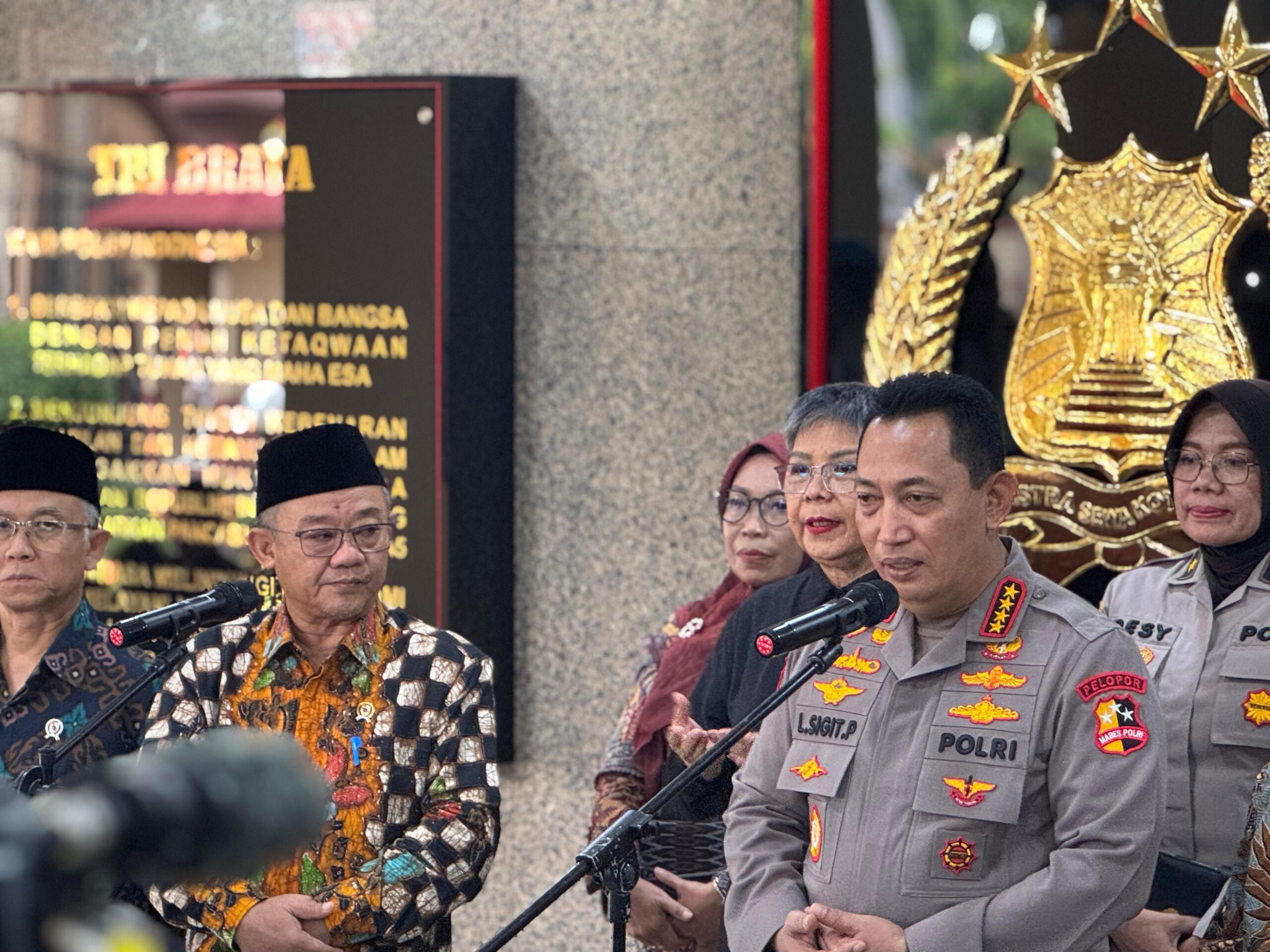 Kapolri Dan Mendikdasmen Sepakat Masalah Kedisiplinan Kedepankan Keadilan Restoratif