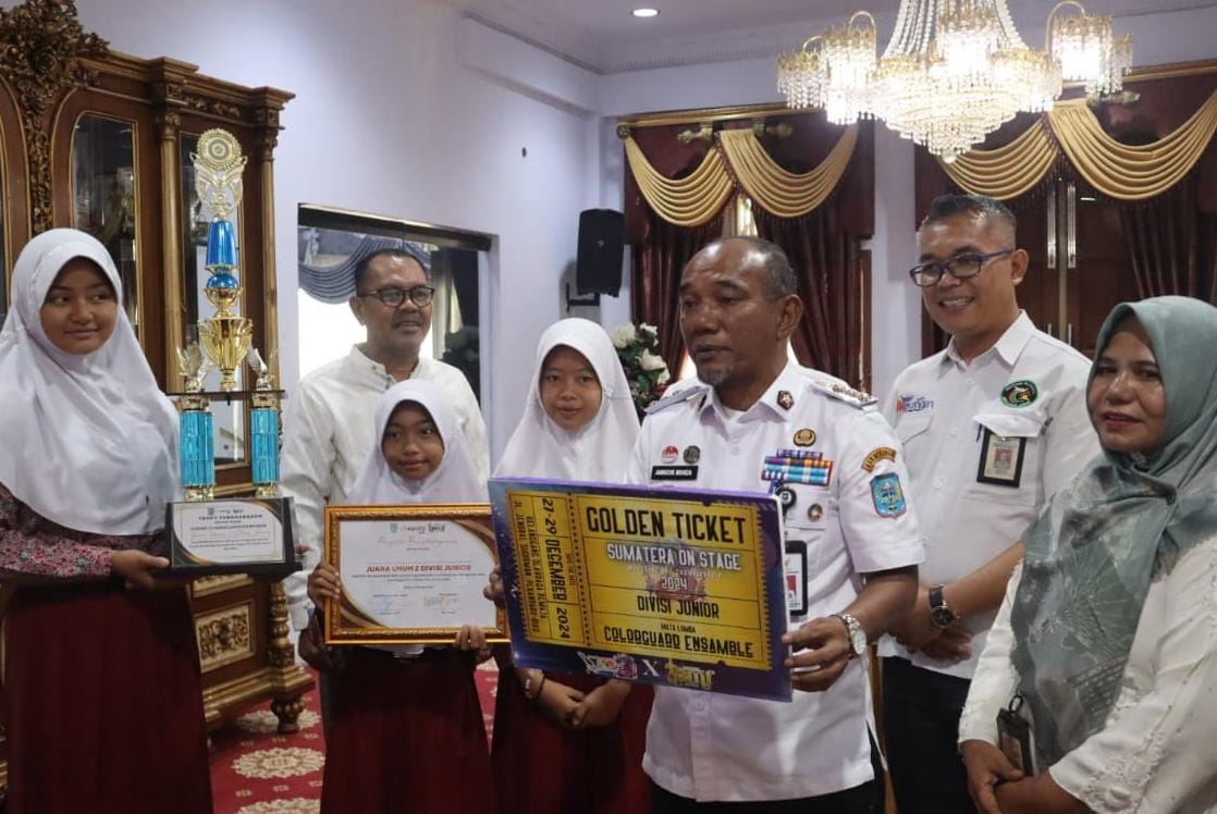 Pj Bupati Bersyukur SD N 253 Juara Marching Band 2024 Tingkat Provinsi Jambi di Kota Jambi