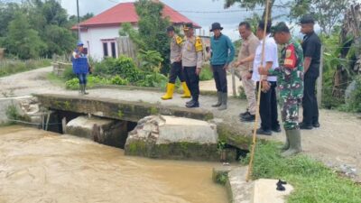 Kapolres Kerinci Pantau Banjir, Ketinggian Air Capai 60 Cm, Desa Terdampak Meliputi Desa Simpang 4 Tanjung Tanah, Desa Baru Tanjung Tanah Serta Desa Tanjung Tanah