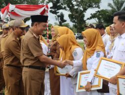 Sebanyak 49 Penghargaan Diberikan pada HKN ke-60 sekda Merangin Fajarman Jadi Inspektur Upacara HKN