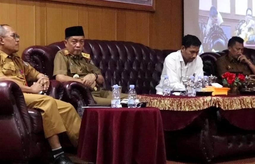 Sekda Buka Bimtek Peningkatan SDM Pengelola Sakip sSebanyak 13 OPD di Merangin Bakal Kena Sanksi