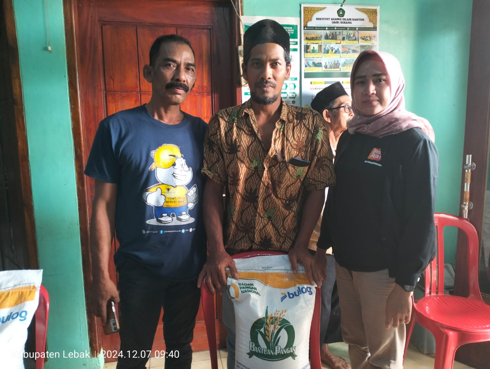 Tajul Arifin Kades Banjarsari Pastikan Data Penerima Bantuan Beras10 Kg Tepat Sasaran