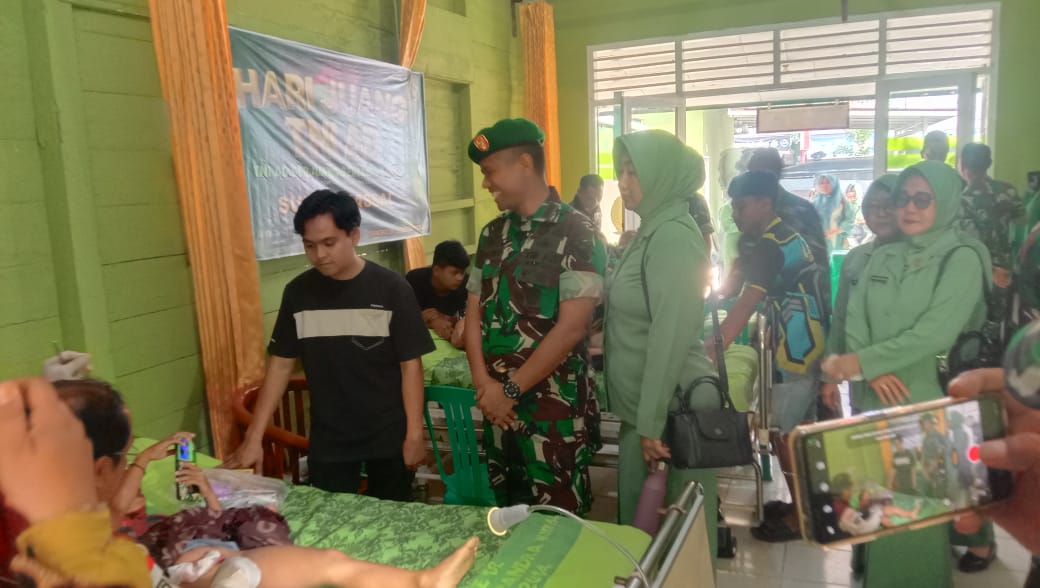 Bazar UMKM, Layanan Pengobatan Gratis, dan Sunatan Massal Warnai HJK Ke-79 di RS DKT Bangko dengan Dukungan Dandim 0420/Sarko” 