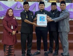 Pj Bupati Tanggapi Pandangan Umum Fraksi-Fraksi Terhadap Ranperda Inisiatif DPRD Merangin 2024