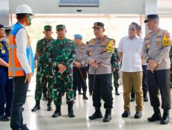 Kapolri Pastikan pengamanan, Kelayakan Kapal, dan Mitigasi Bencana Libur Natal dan Tahun Baru