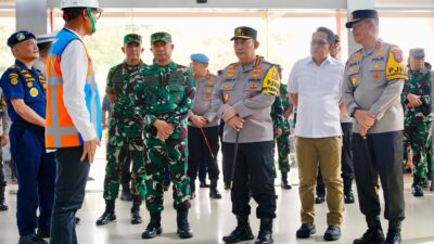 Kapolri Pastikan pengamanan, Kelayakan Kapal, dan Mitigasi Bencana Libur Natal dan Tahun Baru