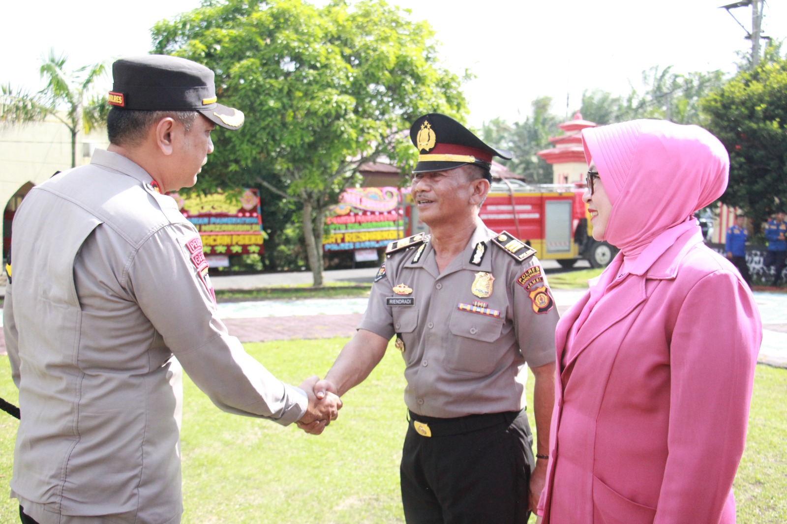 Kasi Humas Polres Sarolangun Naik Pangkat Bersama 26 Personil Dalam Upacara Korps Raport 