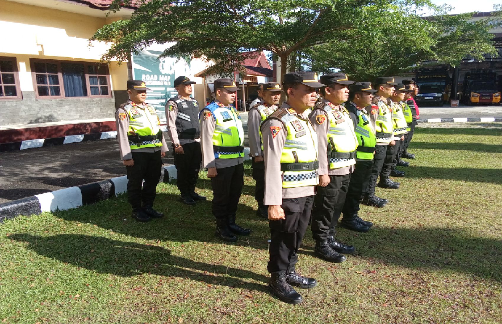 Polres Merangin Gelar Apel Pasukan Operasi Lilin Pengamanan Natal dan Tahun Baru 2025