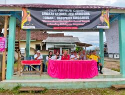 Pemerintah pekon Tekad Kecamatan Pulau panggung kabupaten Tanggamus Gelar Latihan Sepak Bola Bersama, di lapangan Tekad