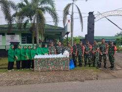 Sambut Jumat dengan Kebersamaan Pembagian Sarapan oleh Danramil 420-06/Muara Siau