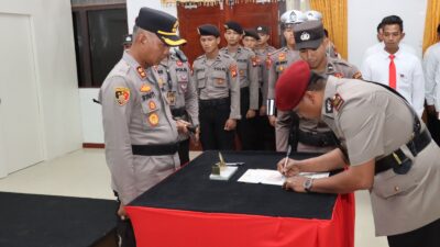 Kapolres Melawi Pimpin Upacara Pengangkatan dan Pengambilan Sumpah Jabatan Kasatreskrim