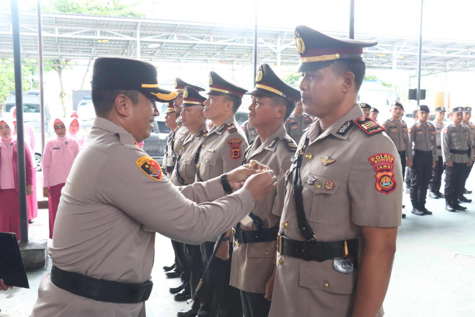 Kapolres Tebo Pimpin Serah Terima Jabatan Sejumlah Pejabat Utama