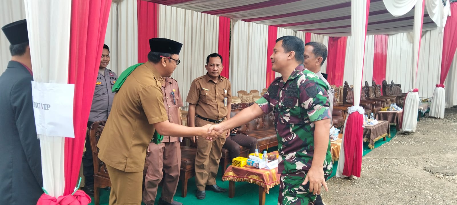 Perayaan Milad Ke-24 Pondok Pesantren Al-Munawaroh Bangko: Dandim 0420/Sarko dan Pejabat Merangin Rayakan ‘SERU’ Semangat Baru