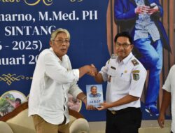 Launching Buku dan Syukuran Ulang Tahun Yang Ke 65, Ini Kata Bupati Sintang Jarot Winarno