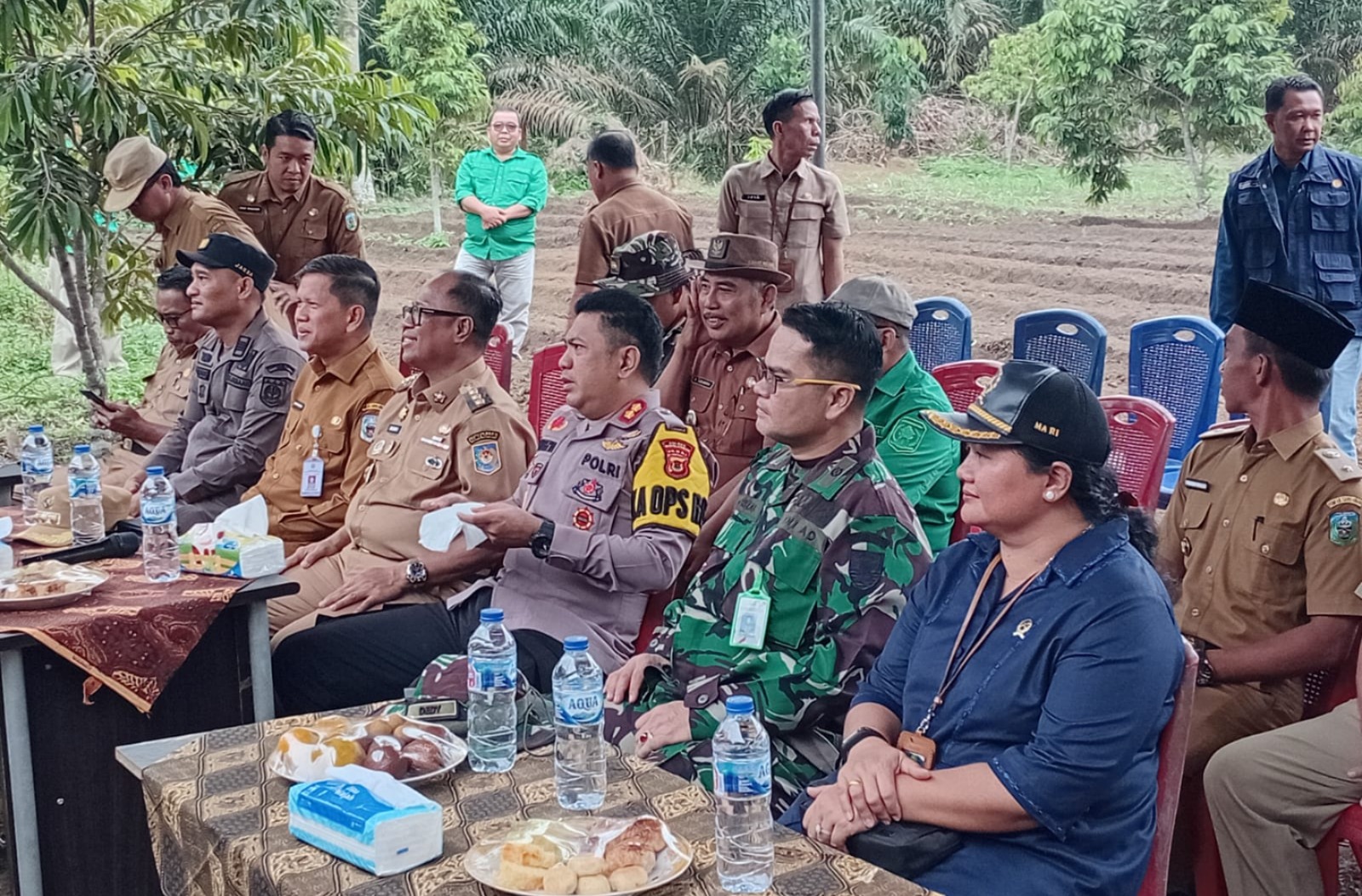 Dandim 0420/Sarko Diwakili Pabung Hadiri Penanaman Jagung Serentak 1 Juta Hektar oleh Polres Sarolangun di Desa Pelawan Jaya