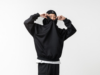 Trendy dan Nyaman: Paduan Hoodie Bodypack untuk Gaya Streetwear yang Memikat