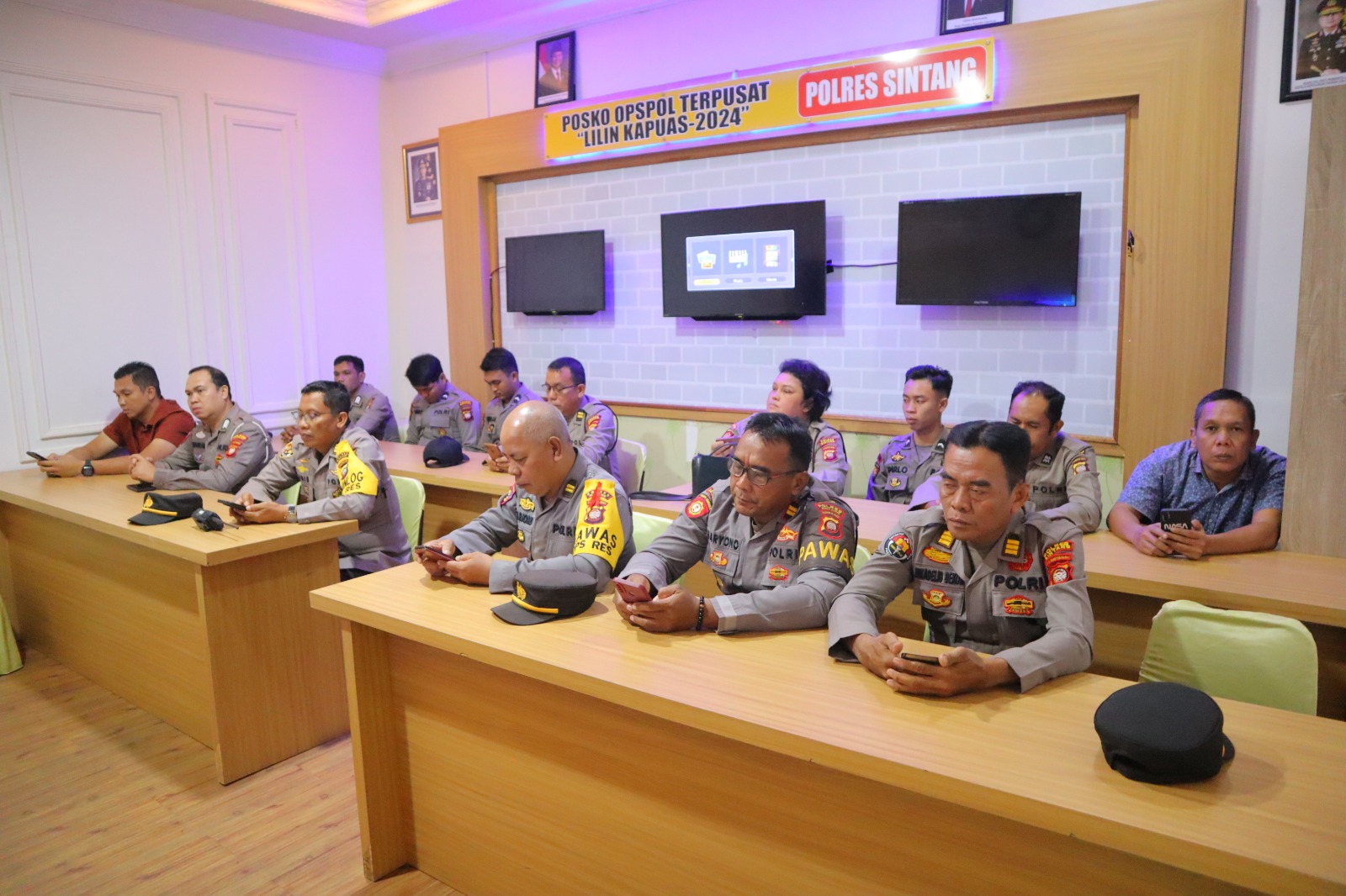 Analisa dan Evaluasi Polres Sintang, Pastikan Operasi Liong Kapuas Berjalan Optimal*