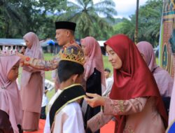 Puluhan Santri MDTA Istiqomah Ampang Gadang Diwisuda , Bupati Sabar AS Hadir Berikan motivasi 