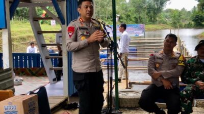 Program Ketahanan Pangan, Kapolres Sarolangun AKBP Budi Prasetya, S.IK. MSI Tebar 8000 benih ikan Nila