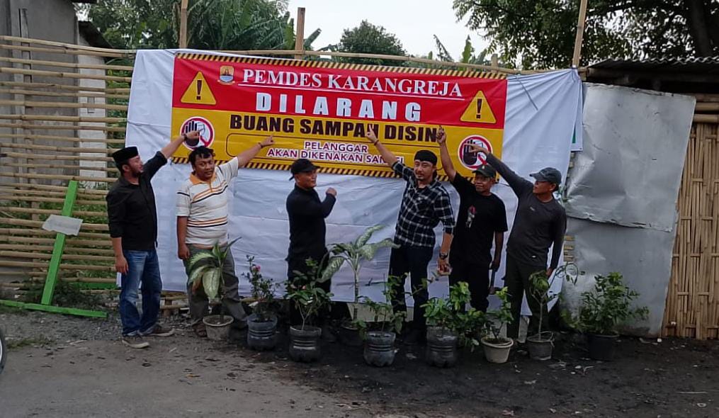 Pemerintahan Desa Karangreja Suranenggala Kabupaten Cirebon Gelar Bersih – Bersih Sampah