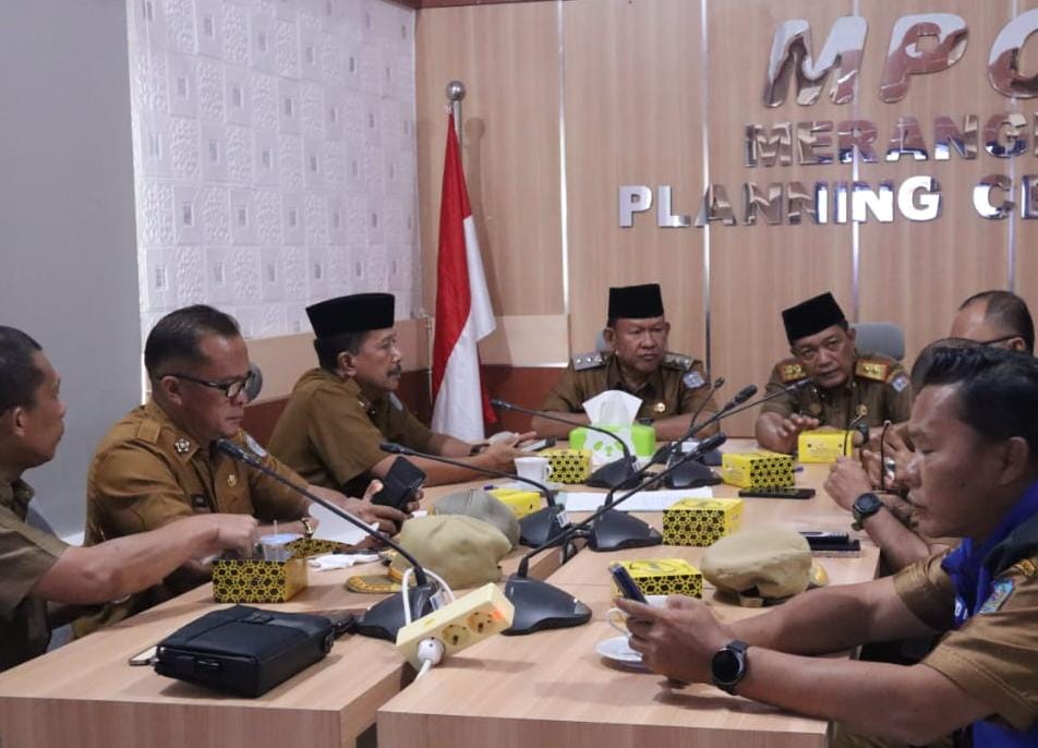 Wabup H A Khafid Ikuti Rakor Pengendalian Inflasi IPH Kabupaten Merangin Minggu Ini 1,380