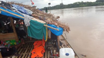 Penomena Unik di Alami Crew BOAKIT MERANGIN KA JAMBI Menuju Muara Sungai Tembesi