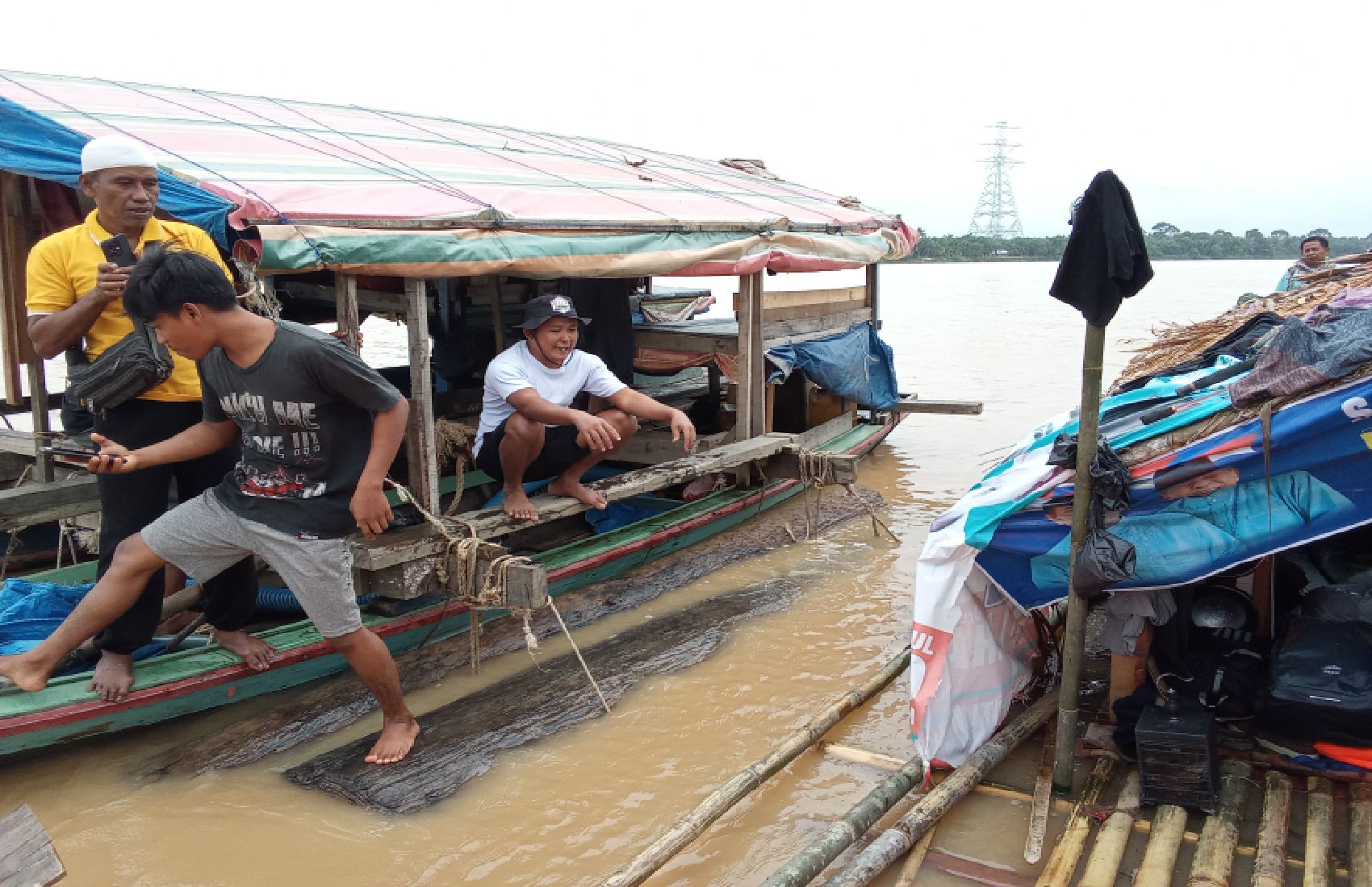 BOAKIT MERANGIN KA JAMBI Tiba di Selamat di Jambi