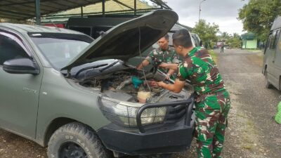 Personel Denpal II Jambi Laksanakan Pemeliharaan Kendaraan Dinas dan Penggantian Pelumas di Kodim 0420/Sarko