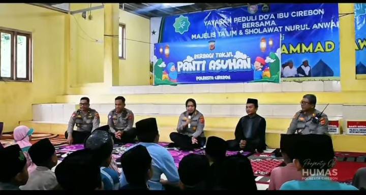 Kapolresta Cirebon Berbagi Kebahagiaan Ramadhan Bersama Anak Yatim Piatu Yayasan Peduli Doa Ibu