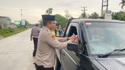 Berbagi Dan Bukber Serentak Se Indonesia Kapolres Tebo Dan Media Bagikan Takjil Ke Masyarakat