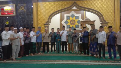 Dandim 0420/Sarko Letkol Inf Suyono, S.Sos Hadiri Safari Ramadhan & Sholat Tarawih di Masjid Nurul Iman Desa Sumber Agung